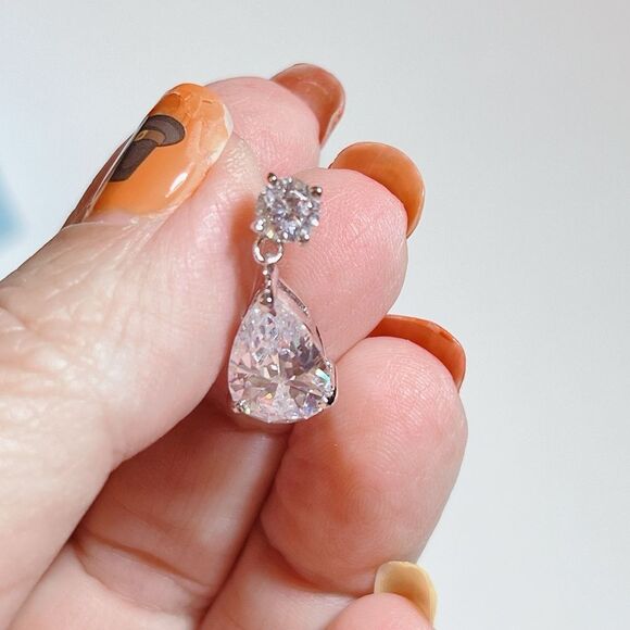 Silver Polished CZ Pear Shaped Post Dangle Earrings Celebrity GLAM New - Picture 3 of 7